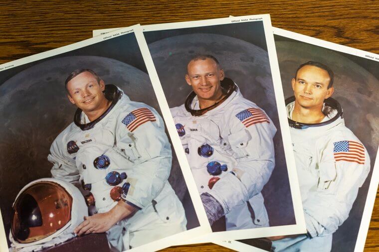 Apolo 11 vs Vikingo 1