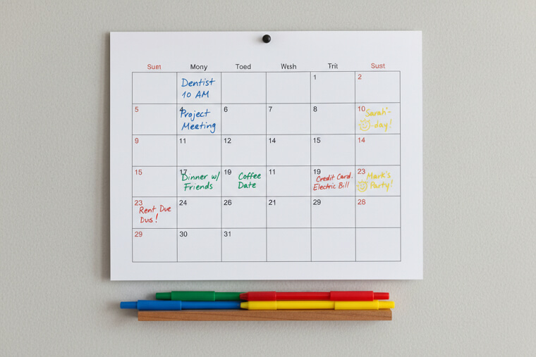 Color-Code a Simple Paper Calendar