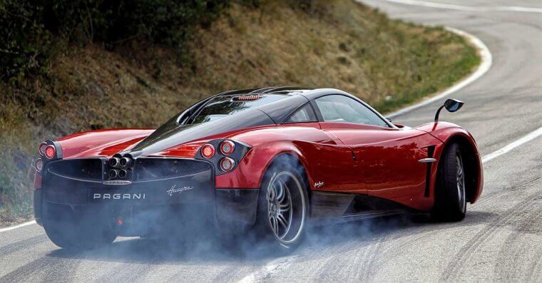 Pagani Huayra - Precio de salida: 1,4 millones de dólares