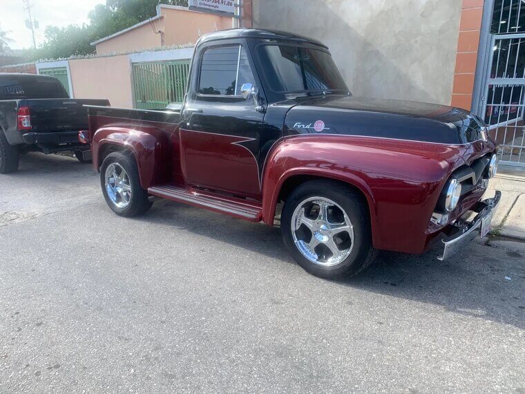 Ford F-100