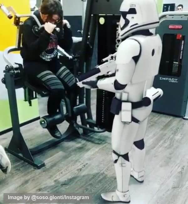 The Empire Knows How To Make It's Citizens Workout Hard