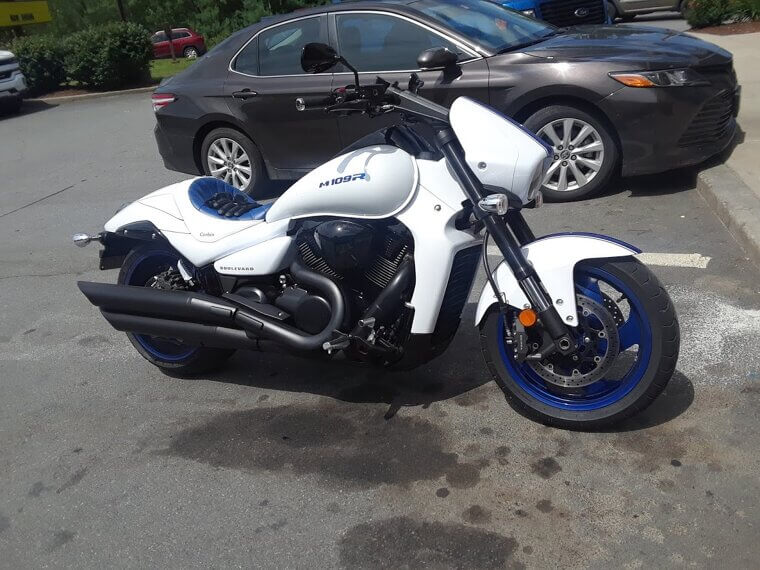 Suzuki Boulevard M109R