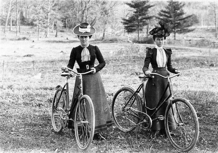 19th Century Women Were Told They Would Get a Disease if They Biked