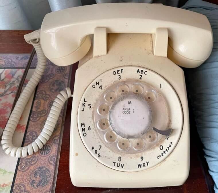 Rotary Phones: The Original Dial-Up