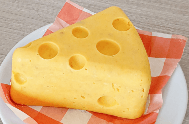 Cakes That Look so Realistic, We Don't Know What's Real or Fake Anymore