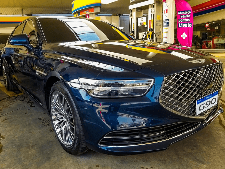 Genesis G90