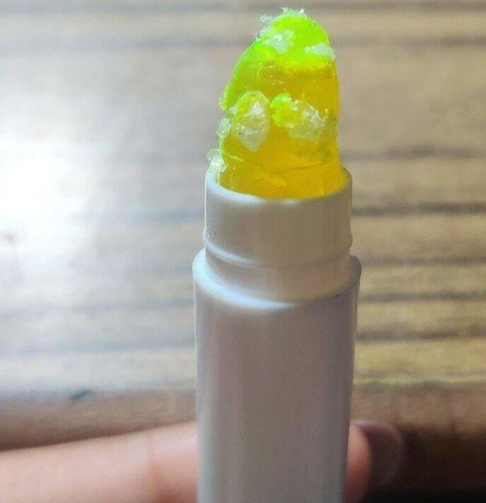 This Highlighter Grew Crystals Because of a Very Simple Reason