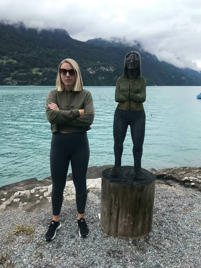 Wenn deine Doppelgängerin eine Statue ist