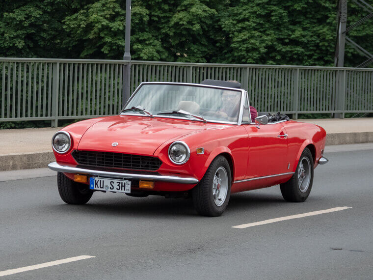 Fiat 124 Spider - $10,000