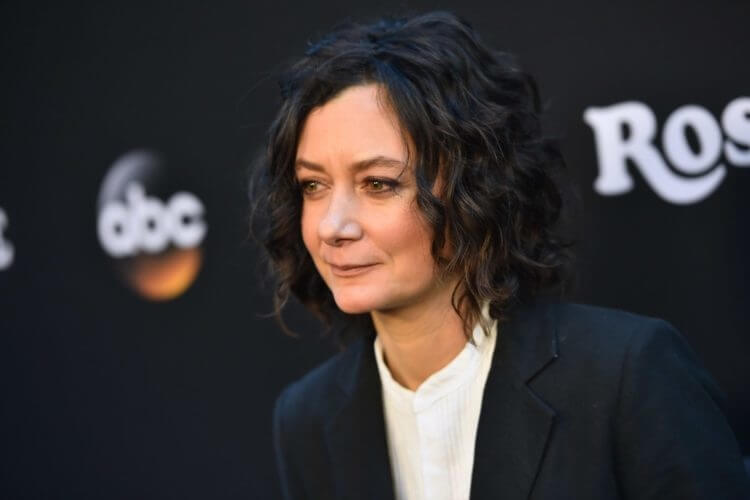 Sara Gilbert en la vida real