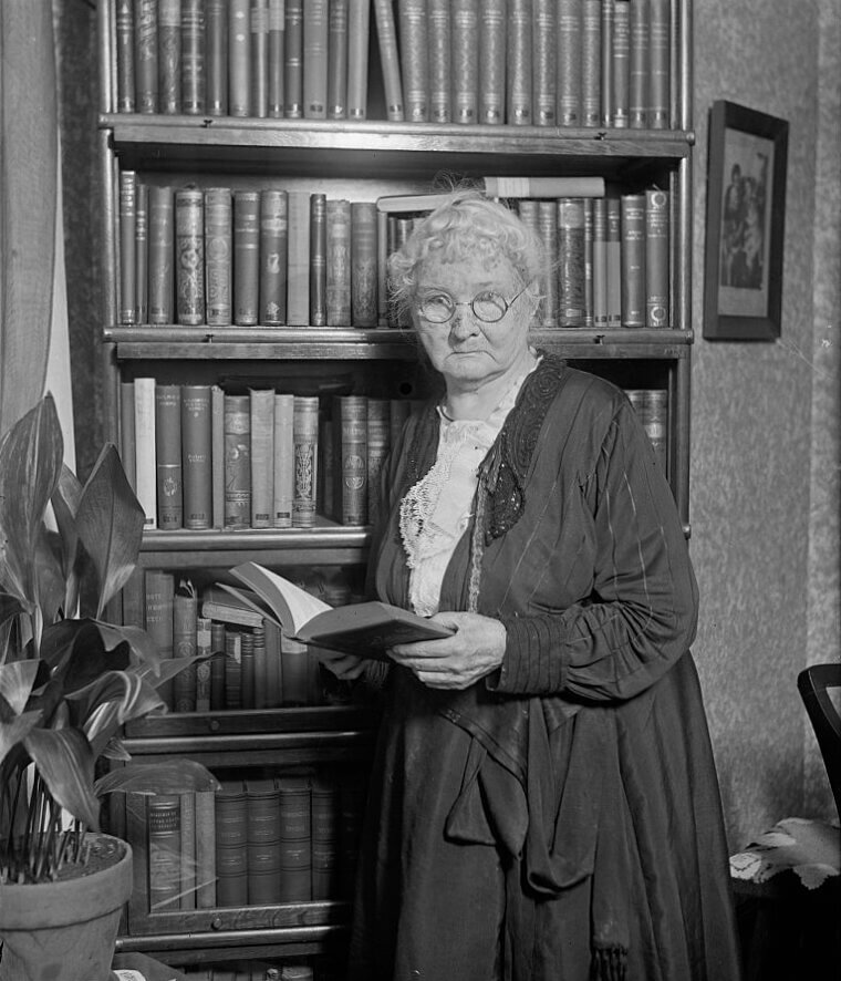 "Mother" Mary Harris Jones: Becoming a Labor Leader at 60