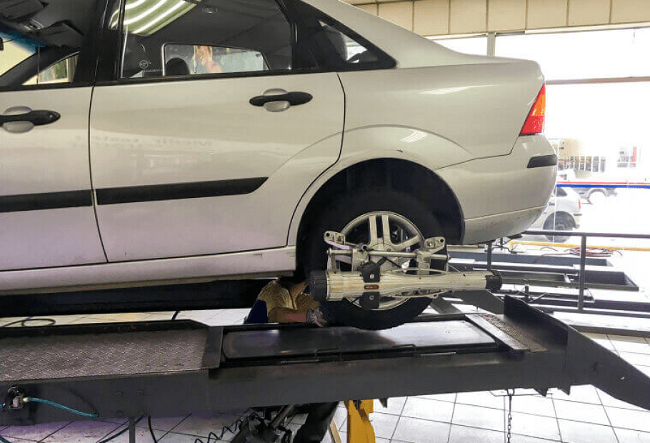 Things Your Mechanic Knows About Your Car Just by Looking at It