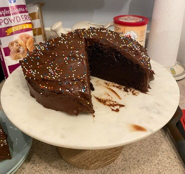 Dip a Cake-Cutting Knife Into Warm Water Before Using It