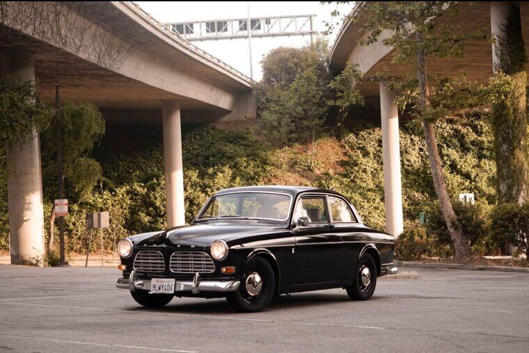 Narrow Wheelbases Made Cars Prone To Tipping