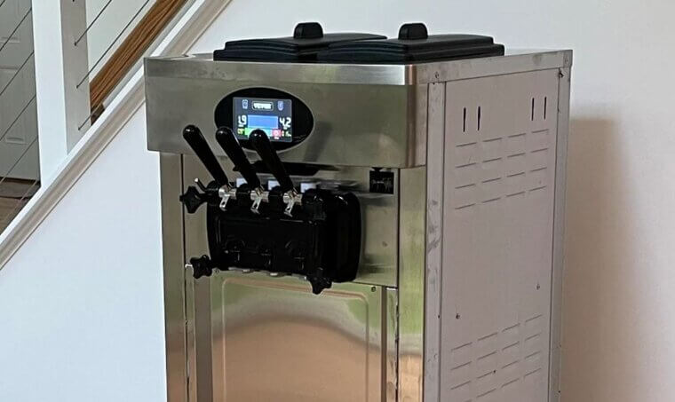 Soft Serve Machine
