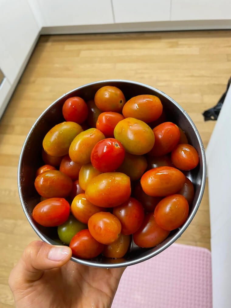 Sweeten Tomatoes With Baking Soda