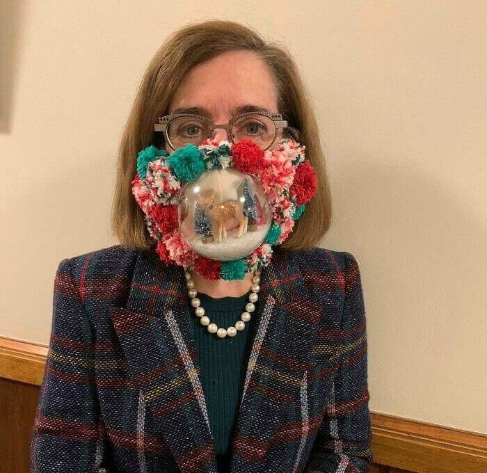 That's How You Get Into The Christmas Spirit