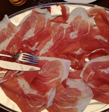 All-Inclusive Resort Buffet Foods Experienced Guests Steer Clear Of