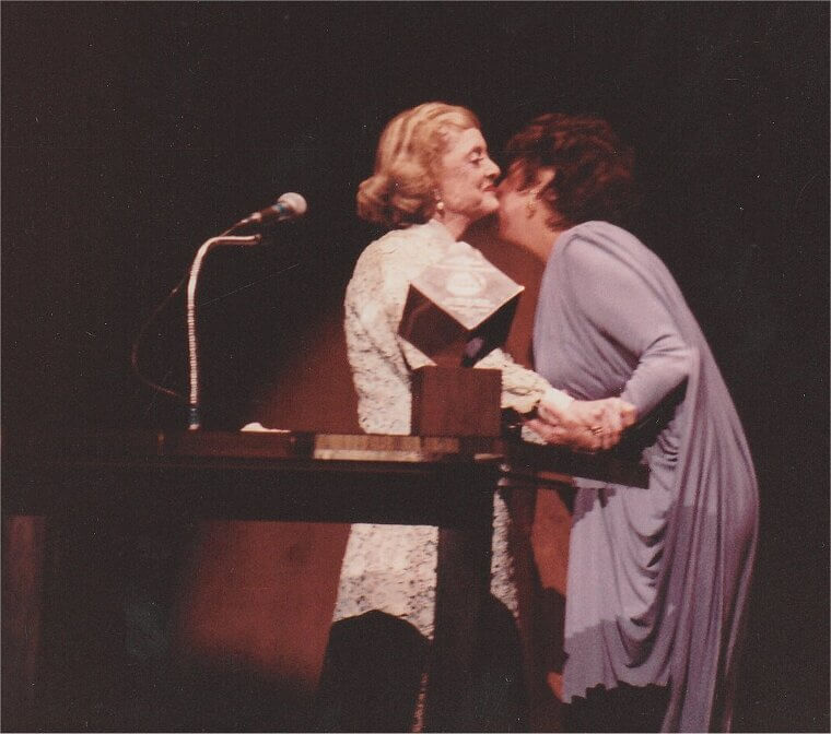 Bette Davis and Joan Crawford: The Unexpected Olive Branch