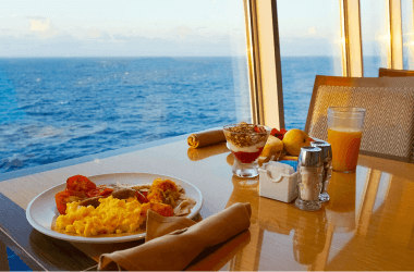 Cibi da cui stare alla larga in crociera