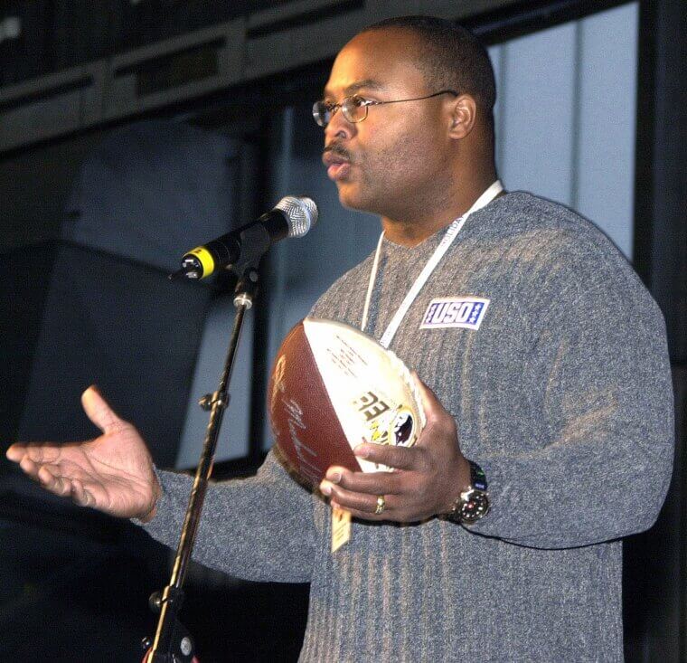 #34 Mike Singletary: The "Samurai" With the Terrifying Stare