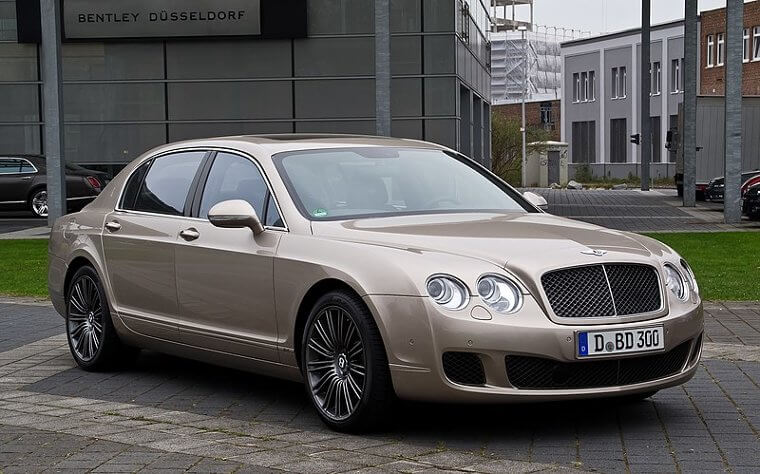 Der Bentley Continental Flying Spur von Kate und Will - 323.000 $