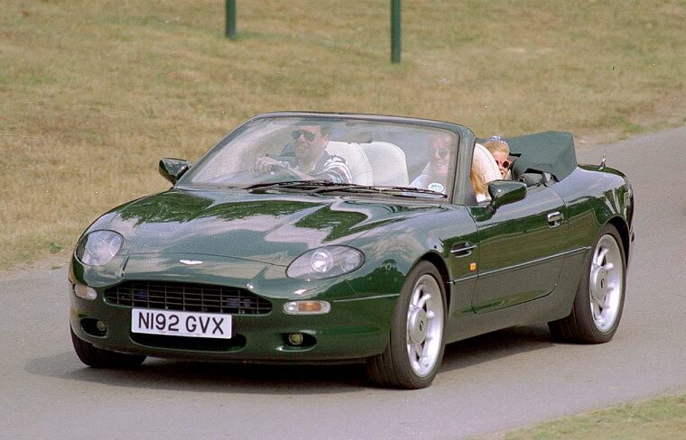 Prinz Andrews Aston Martin DB7 Volante - 45.000 $