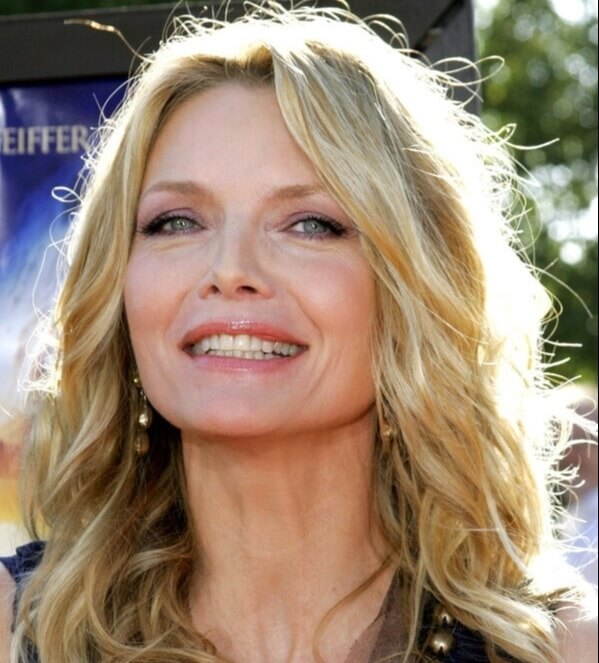 Michelle Pfeiffer Spent Some Time In A Cult When She Was Young