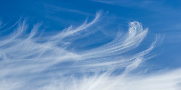 Long, Wispy Clouds Could Mean a Hurricane Is Coming