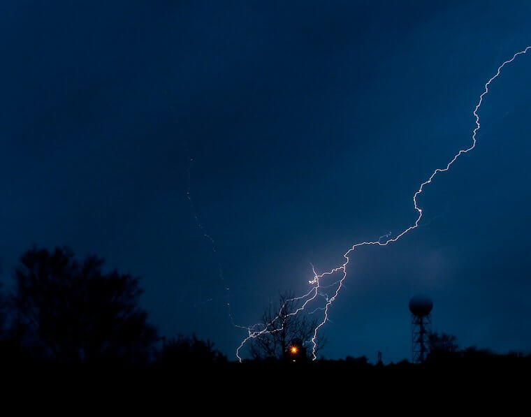 If You Get a Metallic Taste in Your Mouth in a Storm, Run for Cover