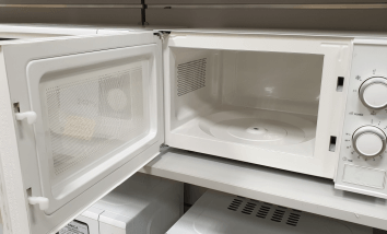 These Things Shouldn't Be Heated in a Microwave