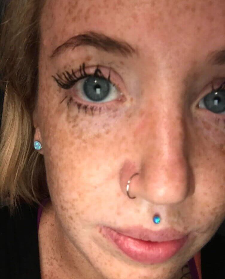 Clumpy Mascara Can Lead to Eye Infections