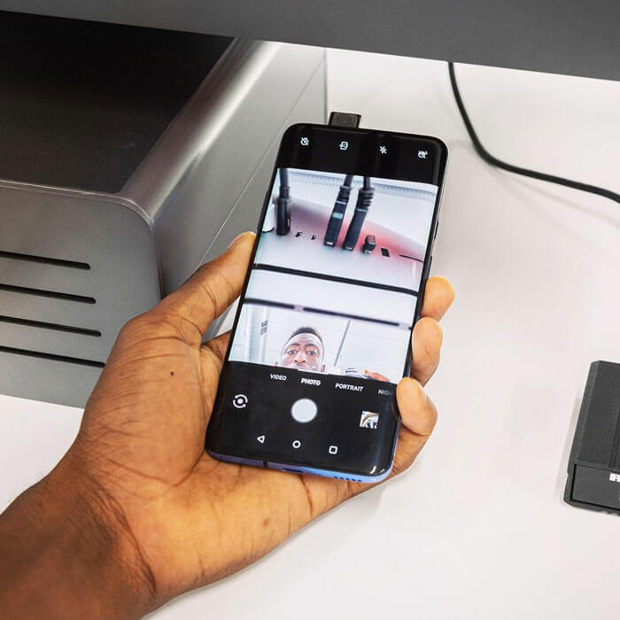 Easy Way To See Behind Objects Using Your Selfie Camera