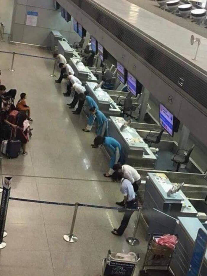When Flights Are Delayed, Airport Staff Bow To Affected Passengers