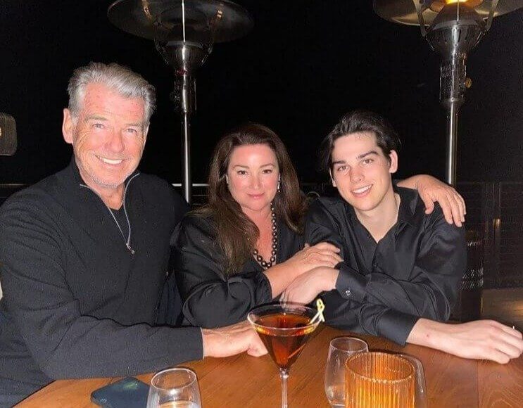 Сын Пирса Броснана и Кили Шей Смит - Дилан Броснан