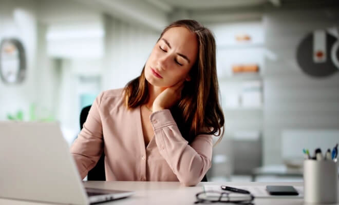 Small Tools to Save Your Wrists and Neck During 9-To-5