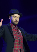 A-List Singers Who (Unsuccessfully) Tried To Move Into Acting