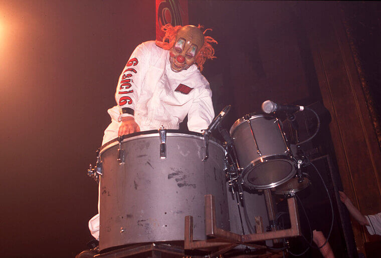Slipknot at Dynamo Open Air (2000) - Chaos in Iowa Masks and High-Octane Percussion