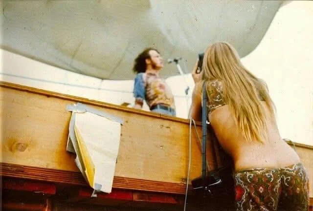 When Joe Cocker’s Woodstock Performance Defined the Spirit of a Generation