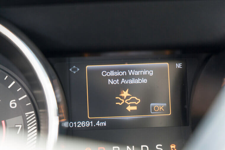 Two Cars Crashing Means Forward Collision Warning