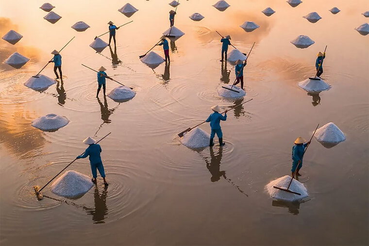 A Vietnamese Salt Field