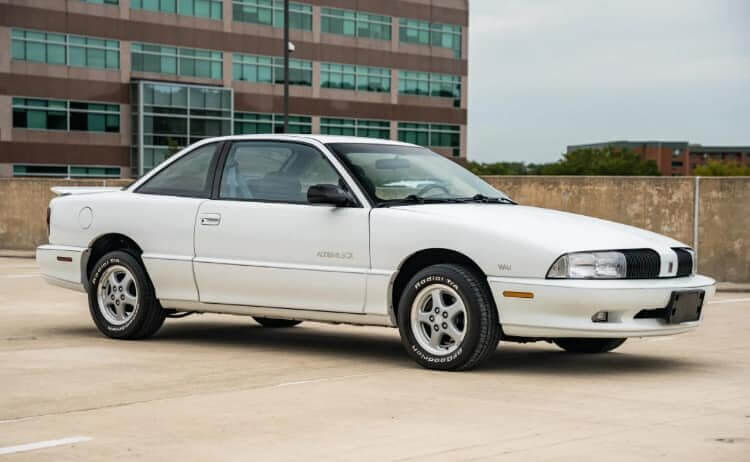 1992 Oldsmobile Achieva SCX