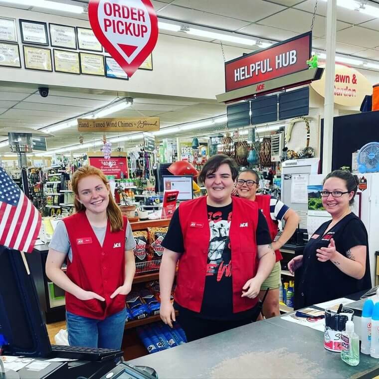 Putting Down Retail Workers As A Learning Example