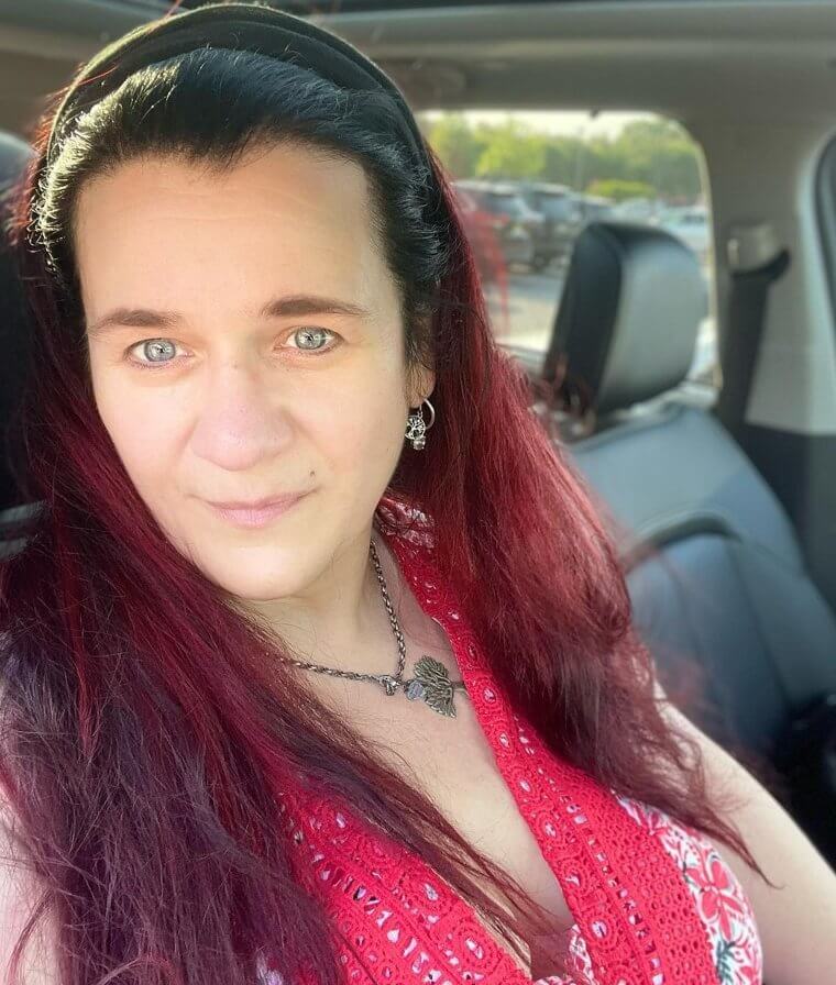 Les yeux gris ne sont qu'une variante du bleu