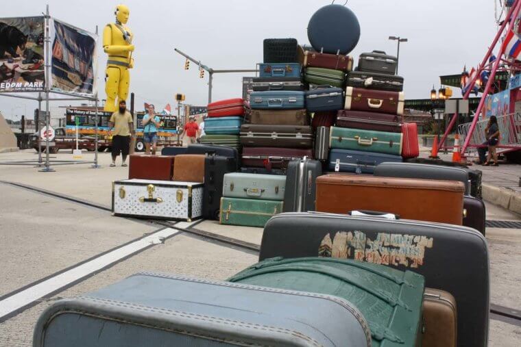 Scottsboro, AL - Come Bid on Lost Luggage