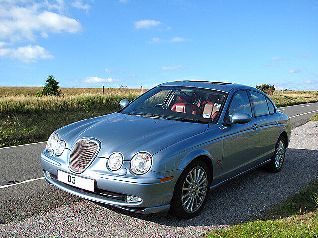 Jaguar S-Type (1999–07)