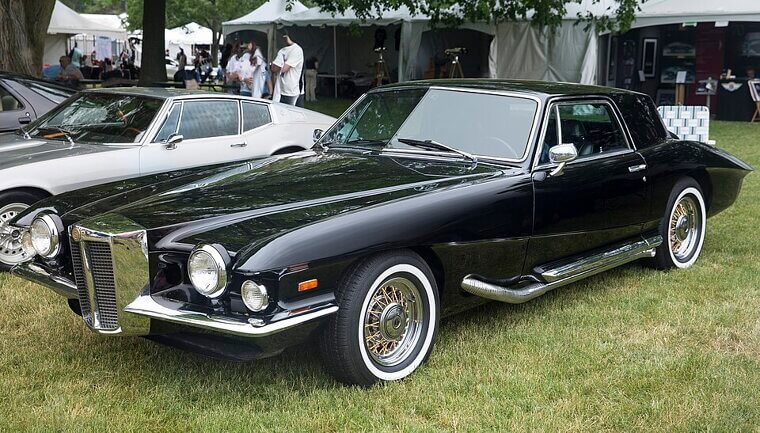 Stutz Blackhawk