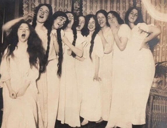 As festas de pijama vitorianas existiram