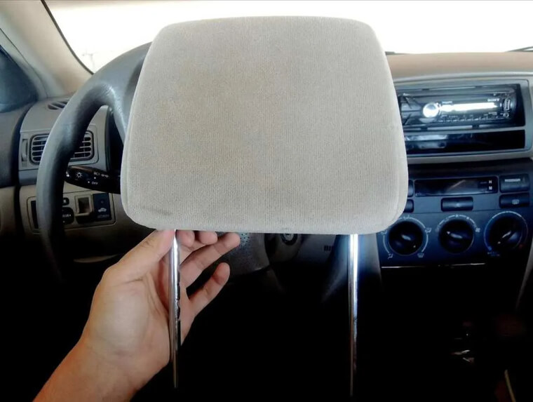 Car Headrests Are Actually Detachable in Case of an Emergency