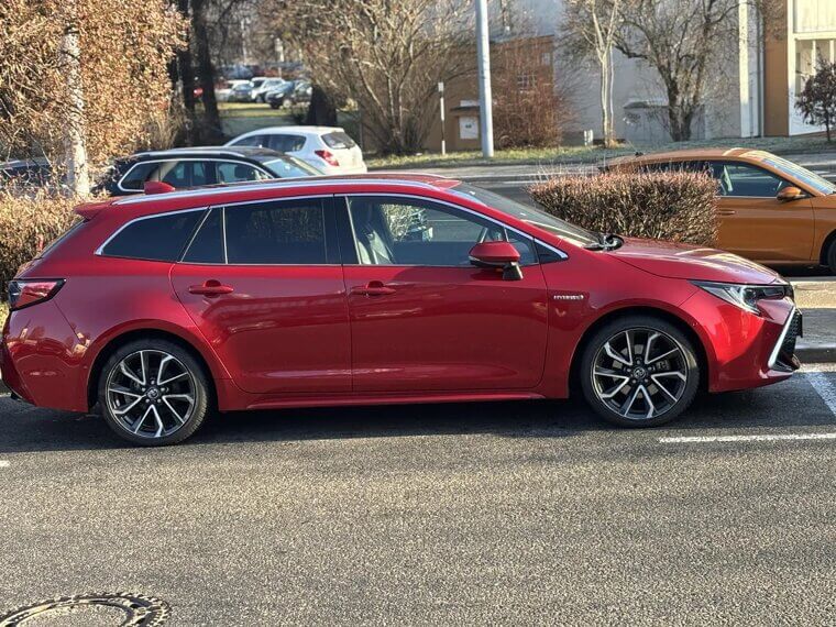 Toyota Corolla Touring Sports